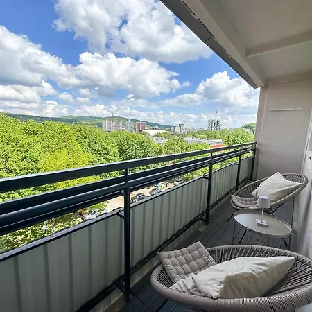 Simcity I Free Parking,24 7 Self Check-in, Balcony, Quiet Location With Easy Transportation To Square Appartamento *